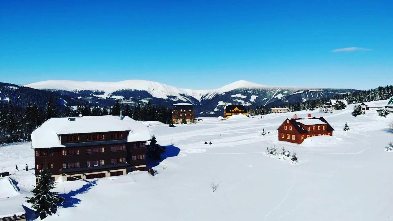 Hotel Oddech Pec pod Snezkou Esterno foto
