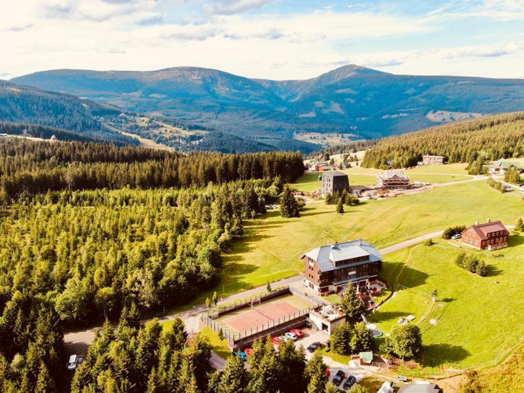 Hotel Oddech Pec pod Snezkou Esterno foto