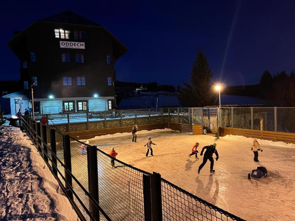 Hotel Oddech Pec pod Snezkou Esterno foto