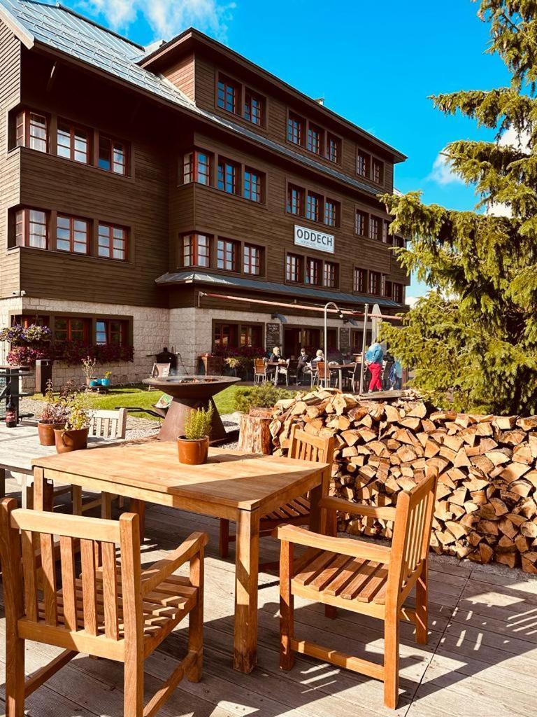 Hotel Oddech Pec pod Snezkou Esterno foto