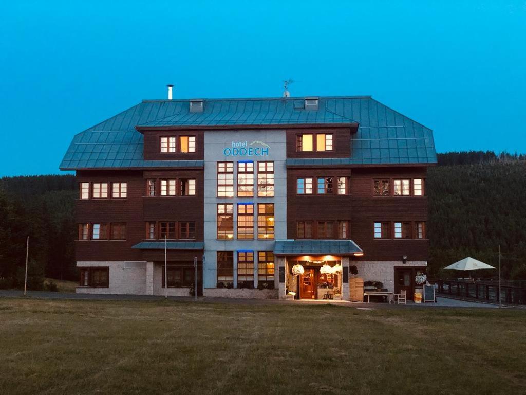 Hotel Oddech Pec pod Snezkou Esterno foto