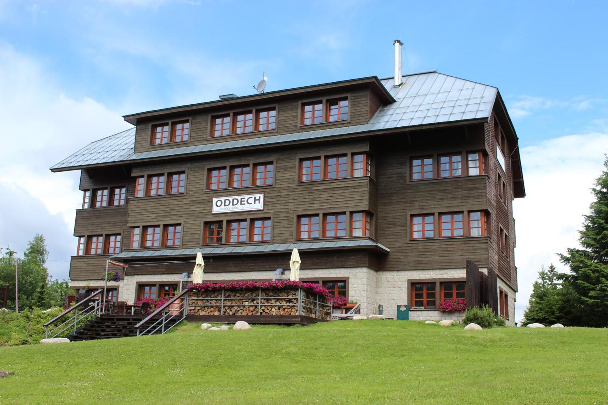 Hotel Oddech Pec pod Snezkou Esterno foto