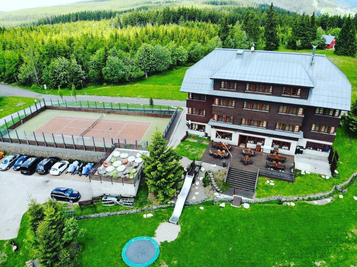 Hotel Oddech Pec pod Snezkou Esterno foto